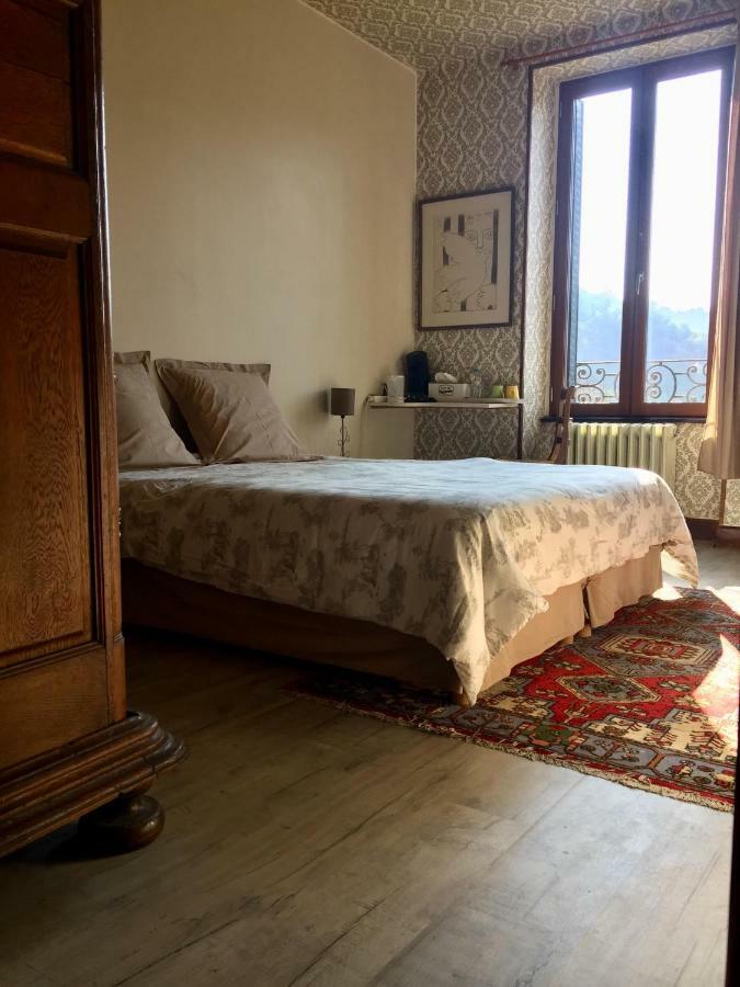 Aux Berges Du Coubisou Bed & Breakfast Exterior foto